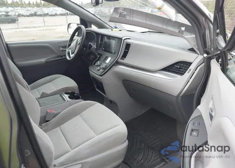 2019 Toyota Sienna Le 8 Passenger из США, поврежденный, VIN 5TDKZ3DC8KS970411